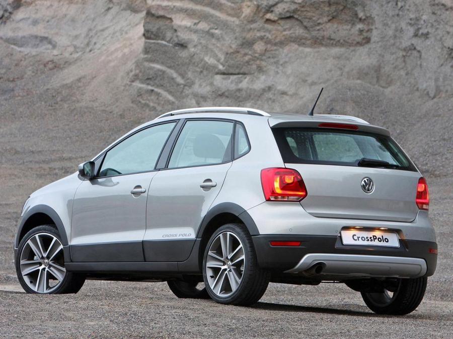  Volkswagen CrossPolo 2010 года  (UK) (фото 4 из 14)